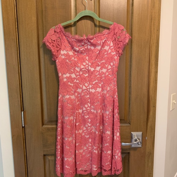 Adrianna Papell lace dress - Picture 1 of 3